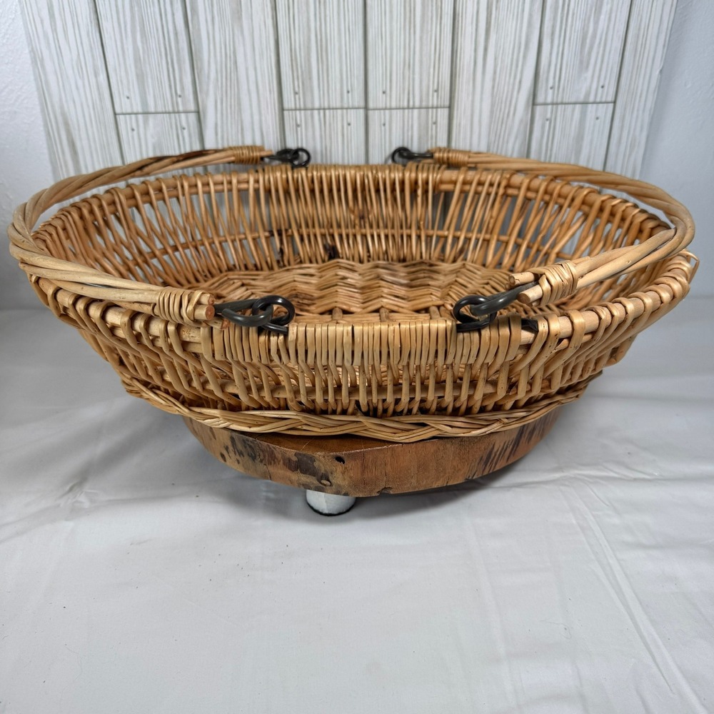 Vintage Oval Wicker Basket with Folding Handles Natural Tan Farmhouse Decor